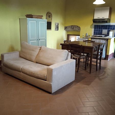 Appartamento La Casa Di Iara Pitigliano Esterno foto